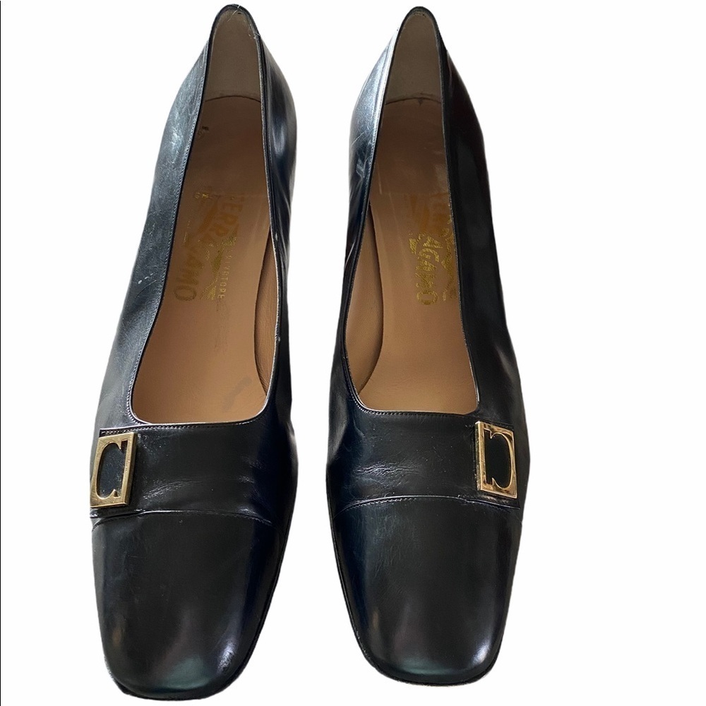 Vintage Salvatore Ferragamo Leather Pumps – Size 11B – Made in Italy